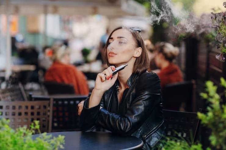 E Cigs ile milkshake çilekli keyfi yaşayın E Cigs aromalarıyla milkshake çilekli deneyimini keşfedin