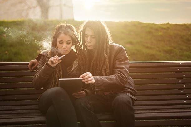 IBVAPE ile En İyi CE4 Elektronik Sigara Modelleri IBVAPE CE4 Elektronik Sigara Deneyimini Keşfedin Elektronik Sigara Dünyasında IBVAPE CE4 Ürünleri IBVAPE CE4 Elektronik Sigara ile Sağlıklı Nikotin Keyfi IBVAPE CE4 Elektronik Sigara Alternatifleri Burada!