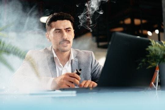 Güncel E-cigarete trendleri ve nargile camı fiyatları rehberi ile bütçenize uygun seçimler