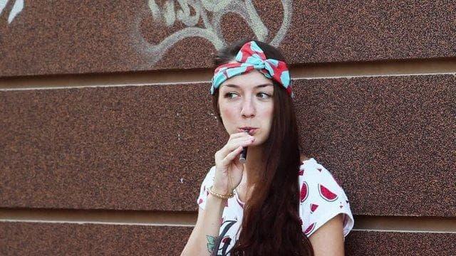 Einweg E-Zigaretten kolay kullanımı ile vaporesso revenger kit fiyatları ile cazip seçenekler sunuyor